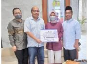 Bantu Anak Yatim Dan Lansia, UPZ Bank Kalsel Serahkan Rp10 Juta Kepada Yayasan Al Tamar