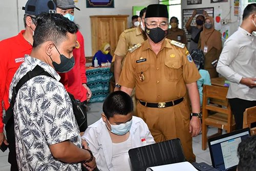 Vaksinasi Anak<br>Pemkab HSS Siapkan Hadiah Puluhan Sepeda Undian 1 hal 12 HSS 3 klm 8