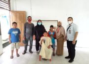 Disnaker Tapin Adakan Potong Rambut Gratis