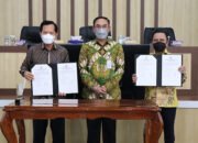 Bupati dan Ketua DPRD Tapin Menerima LHP