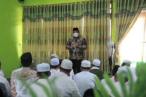 Plt Bupati HSU Hadiri Sholat Hajat Syukuran HAB ke 76 1 hal 2 HSU 4 klm