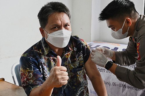 Uniska Kerjasama Dengan Polda Kalsel Gelar Vaksin 1 Hal 10 2 Klm Vaksin Uniska