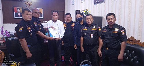 Hal 10 3 Klm SEnkom Mitra Polri