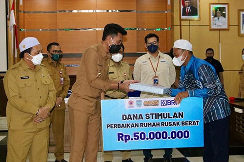 Hal 16 4 KLm Martapura Bantuan stimulan