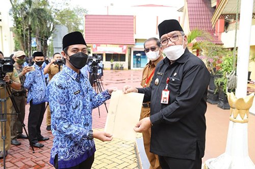 Lensa HSU Gambar 4 4