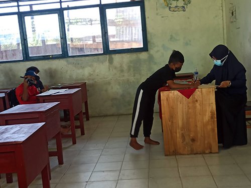 hAL 9 3 kLM GURU HONOR