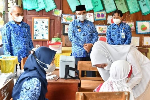 hal 12 HSS 3 klam scaled