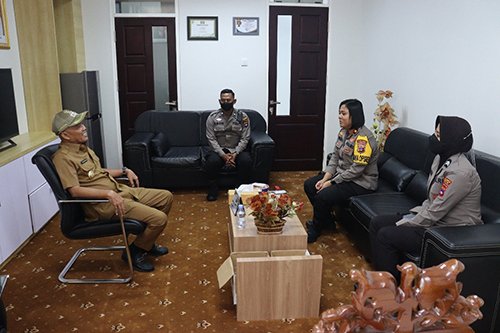 Wabup Terima Kunjungan Silaturrahmi Wakapolres Tapin Baru 1 hal 12 Tapin 35aq klm