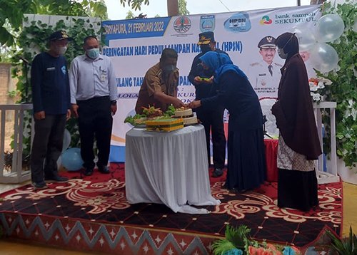 Bank Sampah Sekumpul Terus Berinovasi 1 hal16 4klmbjr2 18