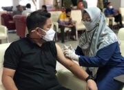 Dewan Laksanakan Vaksin BoosterBang Dhin : Jangan Takut Divaksin