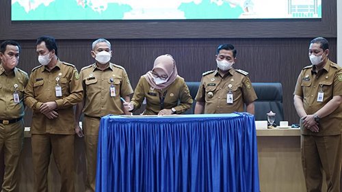 hal9 3klmkontrak1 3 1