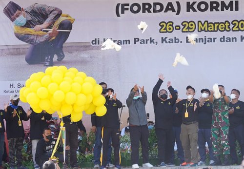 Paman Birin Resmikan FORDA KORMI Kalsel 2022 di Kiram Park 1 13 3klm paman birin jpg 1