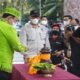 15 Kalteng 2 Wakil Gubernur Kalteng H Edy Pratowo berangkatkan sampel utama tanah dan air menuju titik nol IKN