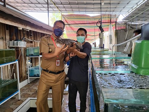 15 Kalteng HL Kadislutkan provinsi Kalteng saat melakukan kunjungan