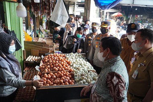 Jelang Ramadan, Walikota Sidak dan Pantau Harga 1 Hal 10 3 KLm Sidak
