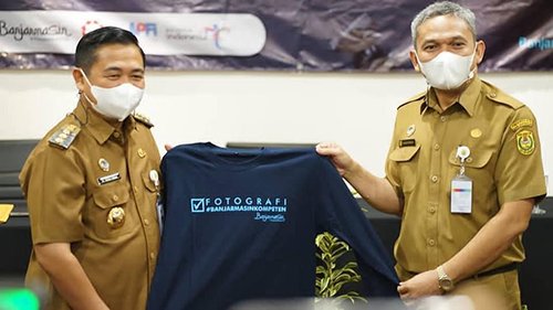 Buka Bimtek dan Kompetensi Fotografi, Wali Kota Tanamkan Pentingnya Sertifikasi Keahlian 1 Hal 9 3 Klm KOntrak2