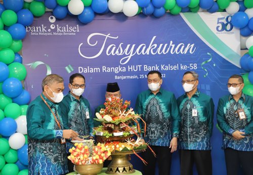 Hal 9 3 Klm Tasyakuran Bank Kalsel