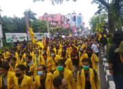 [] Dilema Mahasiswa yang Ikut Demo. Ada Ancaman Kampus akan Hapus Beasiswa dan KIP