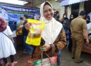 Sudah Lima Hari Kehabisan Migor [] Ropiah Terpaksa Rebus & Kukus Masakan
