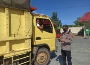 Sejumlah Pengendara Diberhentikan di Depan Polsek Tambang Ulang