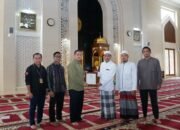 Takmir Masjid Doakan Pemberi Wakaf jadi Ladang Pahala dan Sertifikat Diserahkan BPN Tanbu 19 Takmir Masjid Doakan Pemberi Wakaf jadi Ladang Pahala dan Sertifikat Diserahkan BPN Tanbu