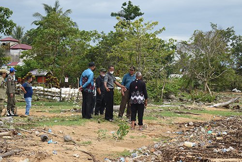 Nelayan Rasakan Manfaat Breakwater Sebelum Luluh Lantah 1 hal 11 Tala 3 klm 2