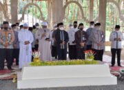Bupati HSS Silaturahmi ke Keluarga Almarhum Guru Kapuh