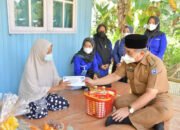 Jelang RamadanBupati dan Wabup Berbagi ke Lansia Asuh