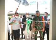 Zairullah Resmikan Masjid Miftahul Jannah dan TPA Desa Mantewe
