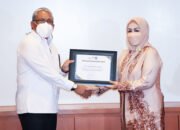 PKK Tapin Raih Penghargaan Ikut Berkontribusi Kesetaraan KB