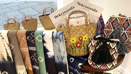 Dekranasda Banjarbaru Ikuti Paris Fashion Show 1 hal10 3klmbjb1