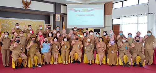 15 Kalteng 2 Peserta sosialisasi foto bersama