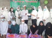 Istri Anggota DPRD Berbagi Tali Kasih Kepada Anak Yatim di Kapuas