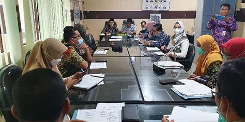 Foto lensa DPRD kota4