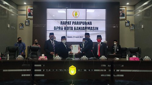 Foto lensa DPRD kota6