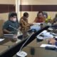 Hal 10 3 Klm 3 Klm Komisi III DPRD kota saat rapat kerja dengan Dinas Perhubungan