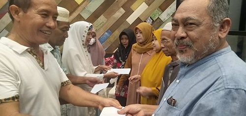 Kepedulian “Dangsanak Ikmafis 84” 1 Hal 9 3 Klm Akli