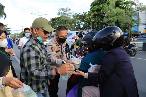 Hal 9 3 Klm HMI Bagi Takjil