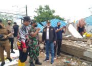 Ketua DPRD Pantau Evakuasi Alfamart Gambut 21 Ketua DPRD Pantau Evakuasi Alfamart Gambut