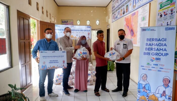 Berbagi Bahagia di Bulan Ramadan, BRI Salurkan Paket Sembako