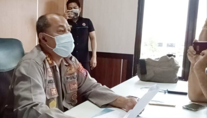 Evakuasi Korban Alfamart Gambut Masih Berlangsung