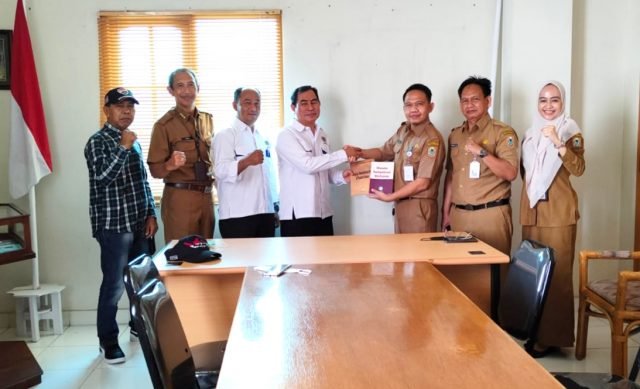 Sambangi PWI Kalsel, Biro Adpim Setda Prov Kalsel Akan Tingkatkan Kerja Sama 1 IMG 20220425 123852 scaled
