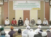 Wabup Hadiri Penyerahan Santunan Anggota Ikmasil dan Keluarga Ustaz 34 Wabup Hadiri Penyerahan Santunan Anggota Ikmasil dan Keluarga Ustaz