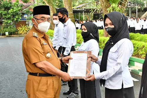 hal 12 HSS 1 3 klm 2