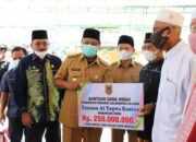 Vaksinasi BergerakPaman Birin Salurkan Bantuan Untuk Yayasan At Taqwa Tapin