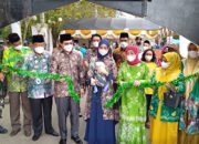 Bupati HST Buka Pasar Ramadhan