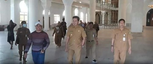 Bupati Barut Tinjau Penyelesaian Pembangunan Mesjid Raya dan Islamic Center 1 15 barut