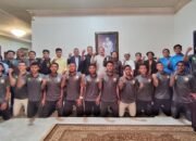 Tim Pelatih dan 14 Pemain Teken Kontrak dengan Barito Putera 8 Tim Pelatih dan 14 Pemain Teken Kontrak dengan Barito Putera
