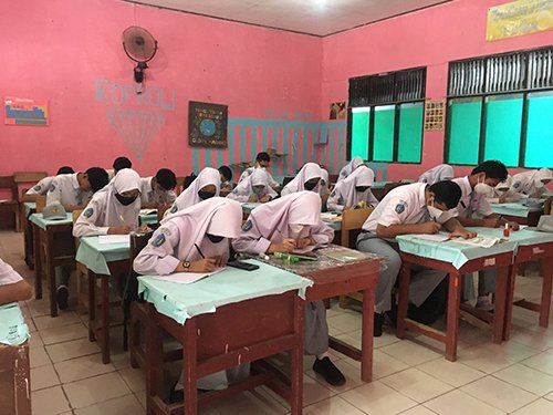 Pembelajaran Tatap Muka Tingkat SMA Di Banjarbaru Berbeda 1 Hal 10 2 Klm BJB 2 1