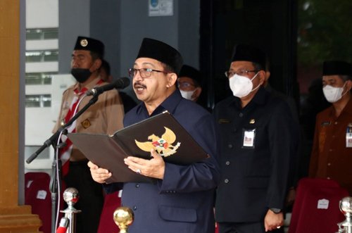 Hal 16 3 Klm Martapura Inspektur upacara